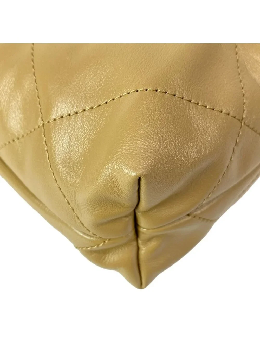 Chanel Shoulder Bag Chanel 22 Small Beige